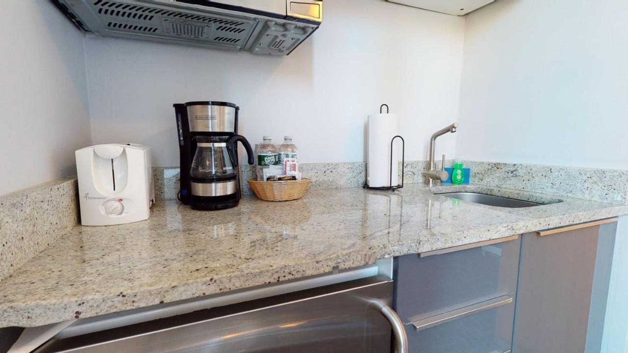 Charming Studio In Boston Brownstone, C. Ave #33 ภายนอก รูปภาพ